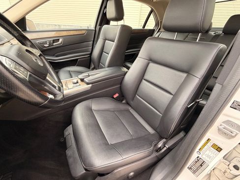 Used 2014 Mercedes-Benz E 350 4MATIC Sedan w/ Premium 1 Package image 11