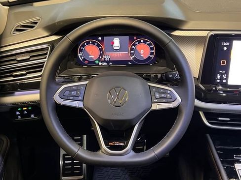 New 2026 Volkswagen Atlas Peak Edition AWD/4WD image 10