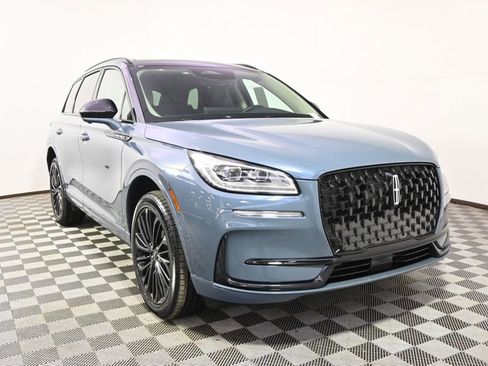 New 2026 Lincoln Corsair Reserve w/ Jet Appearance Package image 9