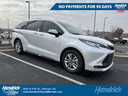 New 2026 Toyota Sienna Limited