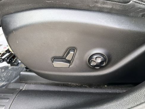 Certified 2021 Jeep Cherokee Trailhawk w/ Comfort/Convenience Group image 19