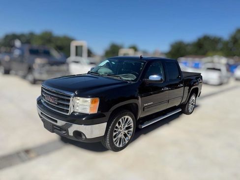 Used 2013 GMC Sierra 1500 SLT w/ Suspension Package, Off-Road AWD/4WD image 1