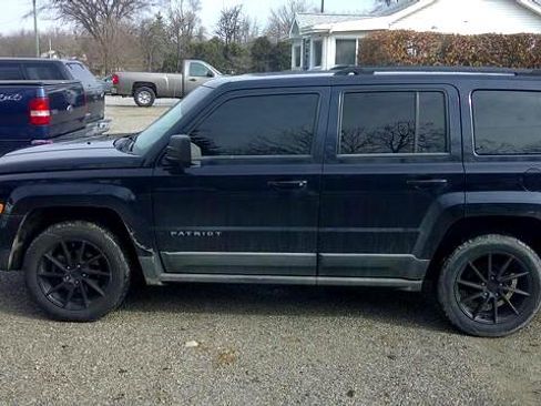 Used 2011 Jeep Patriot Latitude image 1