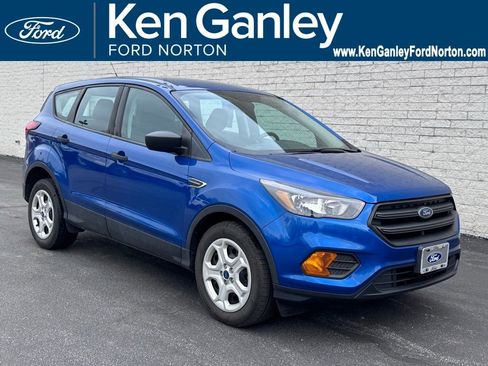 Used 2019 Ford Escape S image 1