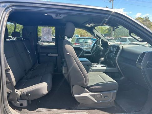 Used 2019 Ford F150 XLT w/ Equipment Group 302A Luxury AWD/4WD image 10