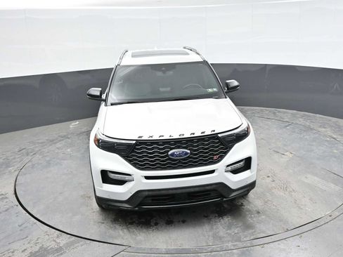 Used 2020 Ford Explorer ST w/ Premium Technology Package AWD/4WD image 17