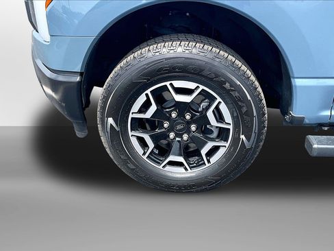 Used 2023 Ford F150 Lightning Pro AWD/4WD image 3