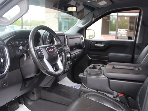 Used 2020 GMC Sierra 1500 SLT image 16