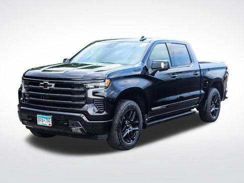 Used 2025 Chevrolet Silverado 1500 High Country w/ Midnight Edition AWD/4WD image 1