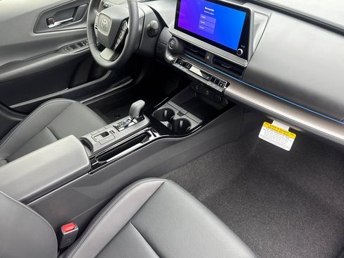 New 2026 Toyota Prius XLE image 16