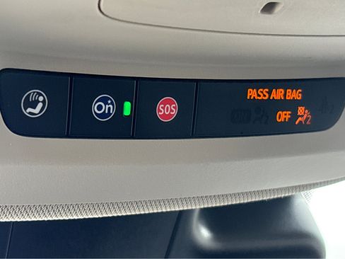 Used 2022 Buick Envision Preferred image 27