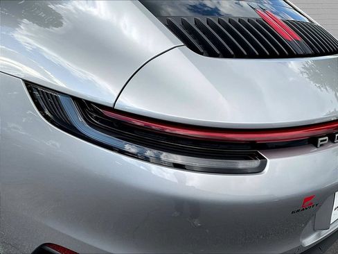 Used 2020 Porsche 911 Carrera S RWD image 19