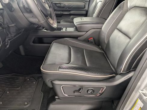 Used 2025 RAM 1500 Limited AWD/4WD image 12