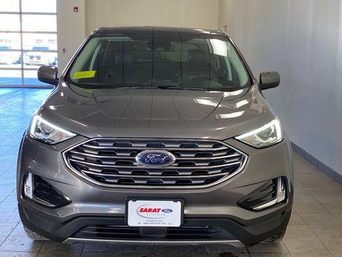 Used 2022 Ford Edge SEL w/ Convenience Package image 3