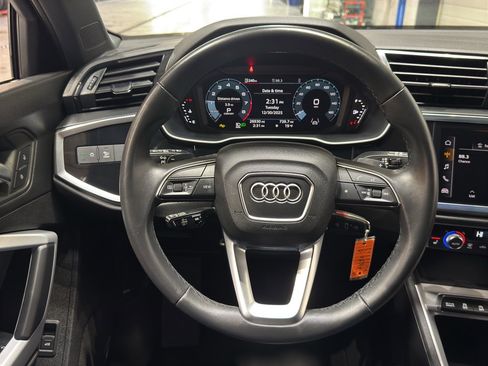 Used 2025 Audi Q3 2.0T Premium image 21