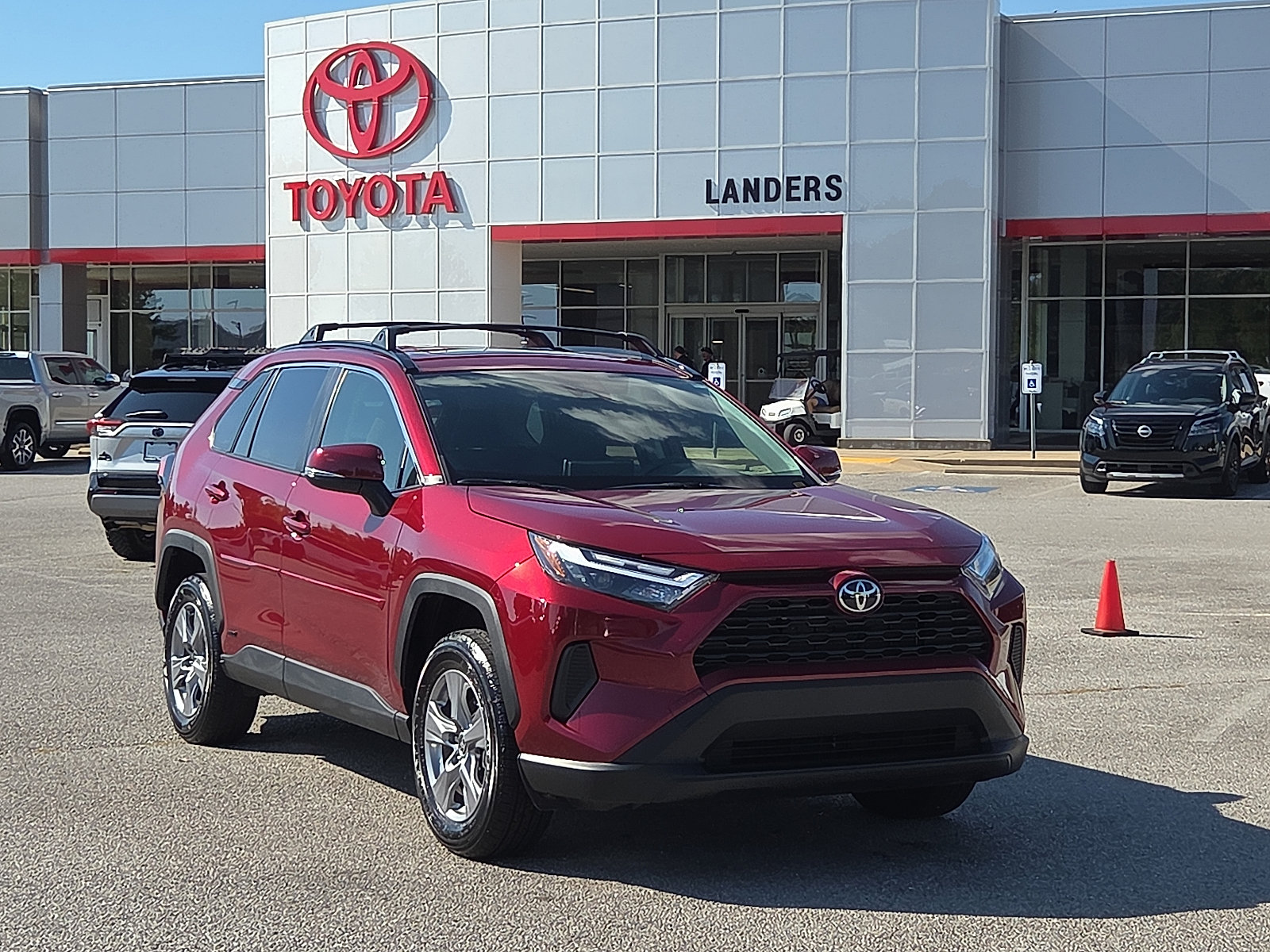 Used 2025 Toyota RAV4 XLE w/ Convenience Package AWD/4WD image 1