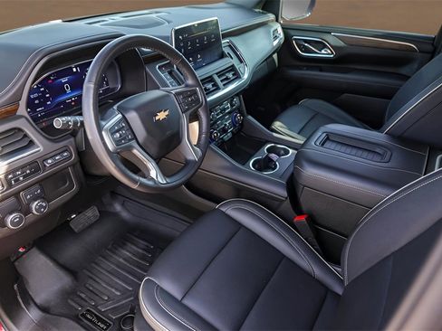 Used 2023 Chevrolet Tahoe Premier image 9