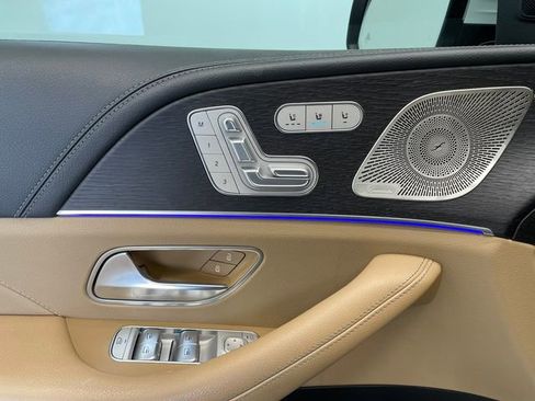 Used 2024 Mercedes-Benz GLE 450 4MATIC image 37