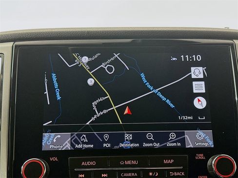 Used 2021 Nissan Titan SV w/ SV Convenience Package image 19