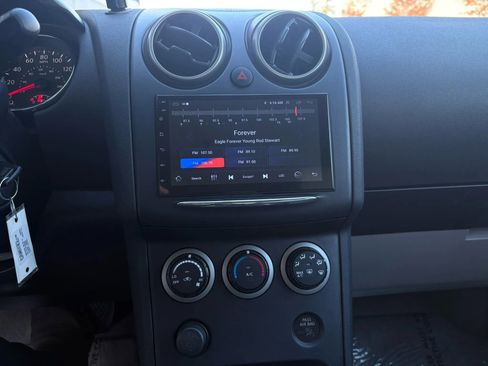 Used 2012 Nissan Rogue S image 15