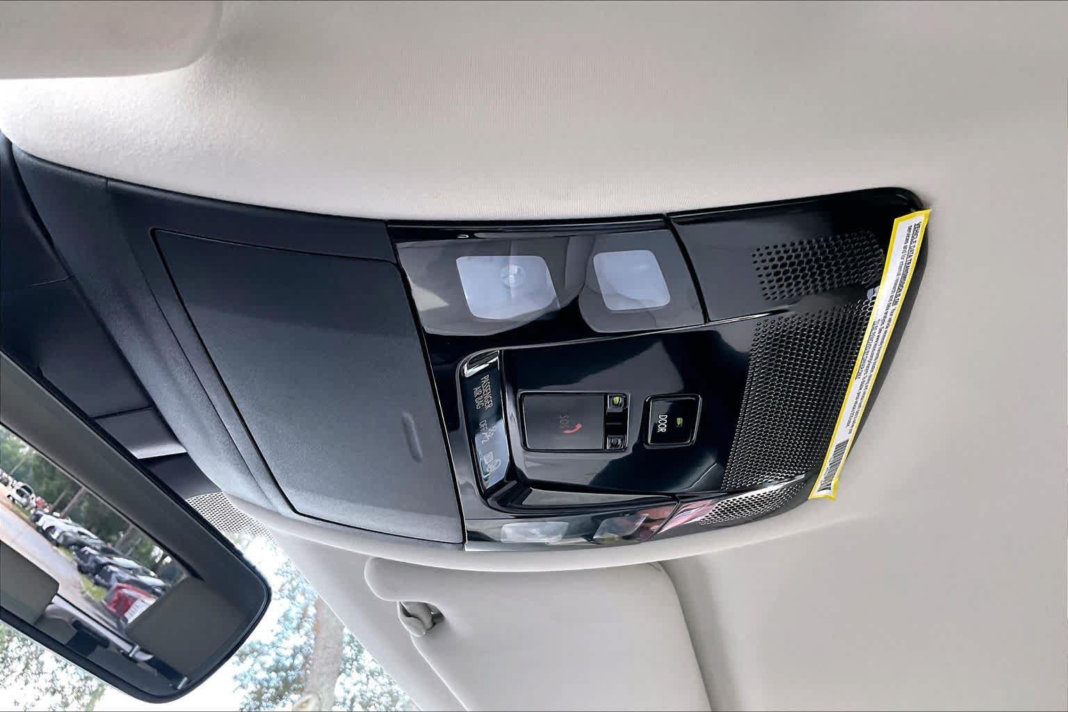 Used 2024 Lexus RX 350 FWD w/ Technology Package image 32