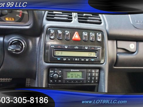 Used 2001 Mercedes-Benz CLK 55 AMG Coupe image 20