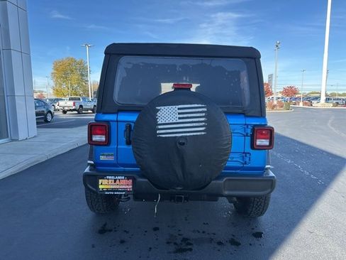 Used 2021 Jeep Wrangler Unlimited Sport image 8