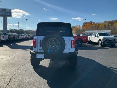 New 2025 Ford Bronco Big Bend w/ Black Diamond Package AWD/4WD image 6