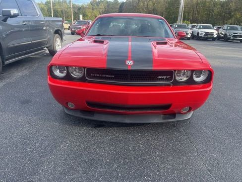 Used 2009 Dodge Challenger SRT8 w/ SRT Option Group II image 5