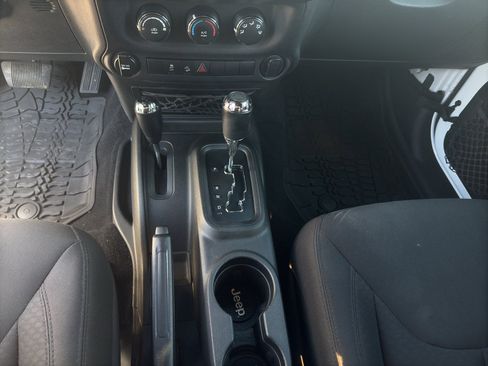 Used 2017 Jeep Wrangler Sport AWD/4WD image 20