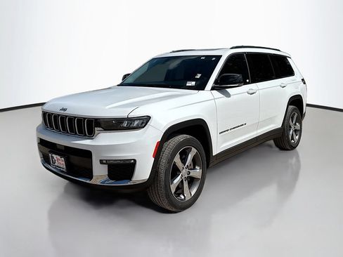 Used 2022 Jeep Grand Cherokee L Limited RWD image 3