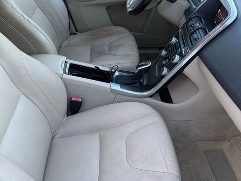 Used 2015 Volvo XC60 T5 Platinum FWD image 23