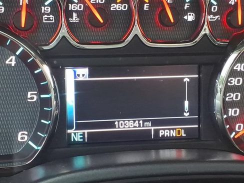 Used 2018 Chevrolet Silverado 1500 LT w/ Rally 2 Edition AWD/4WD image 30