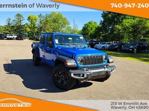 Used 2024 Jeep Gladiator Sport AWD/4WD image 1