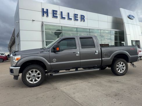 Used 2012 Ford F350 Lariat w/ Lariat Ultimate Pkg image 3