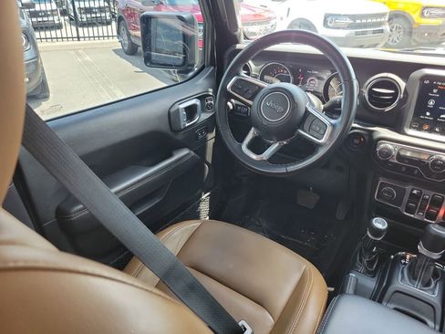 Used 2021 Jeep Gladiator Overland w/ Popular Equipment Package AWD/4WD image 11