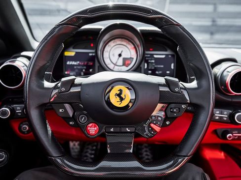 Used 2021 Ferrari 812 GTS RWD image 2