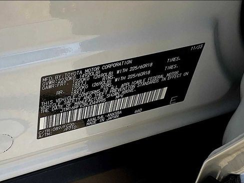 Used 2024 Toyota RAV4 SE image 26