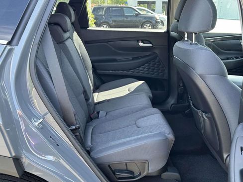 Used 2023 Hyundai Santa Fe SE FWD image 7