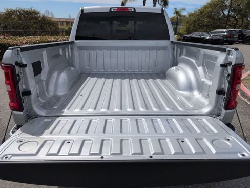 New 2026 RAM 1500 Laramie AWD/4WD image 30