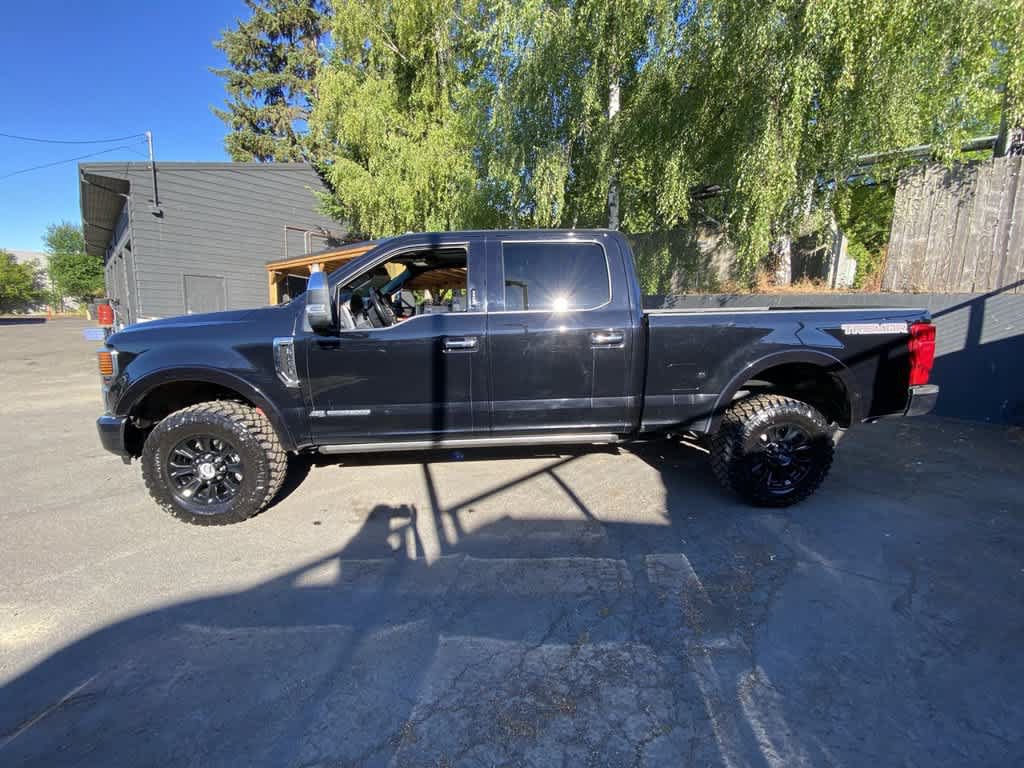 Used 2022 Ford F250 Platinum w/ Tremor Off-Road Package AWD/4WD image 3