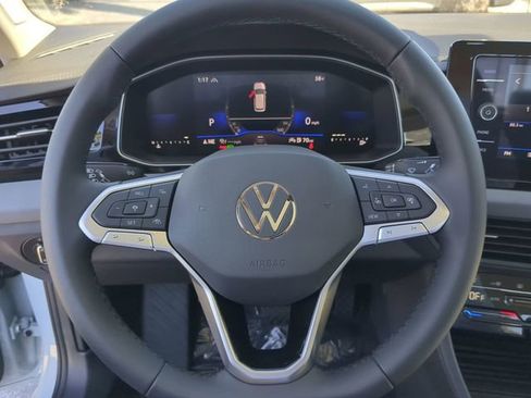 New 2026 Volkswagen Jetta SE FWD image 29