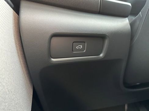 Used 2024 Polestar Polestar 2 image 28