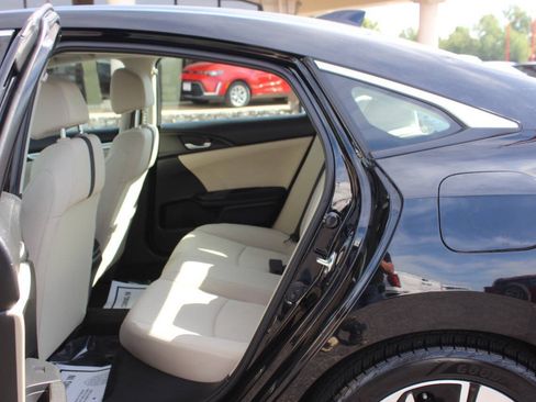 Used 2017 Honda Civic EX-T image 14