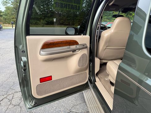 Used 2002 Ford Excursion Limited image 35
