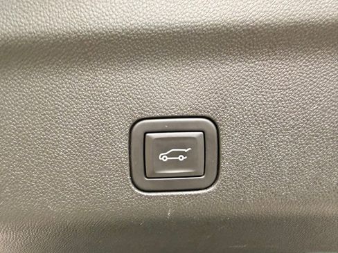 Used 2023 Chevrolet Tahoe RST w/ Luxury Package AWD/4WD image 12
