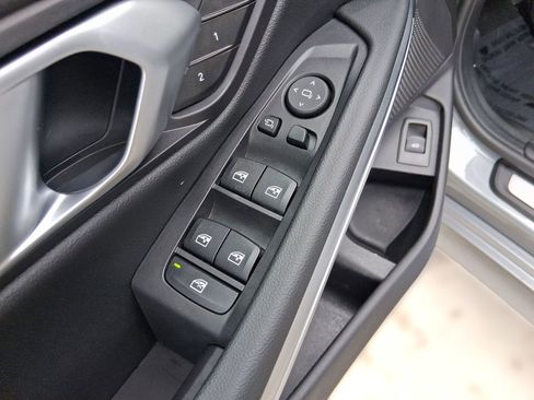 Used 2025 BMW 330i Sedan w/ Convenience Package image 18