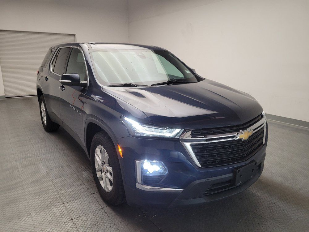 Used 2022 Chevrolet Traverse LS FWD image 13