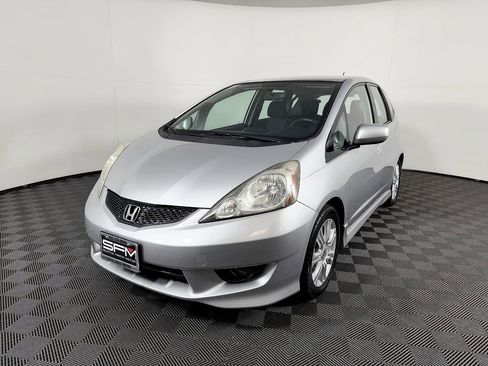 Used 2011 Honda Fit Sport image 3