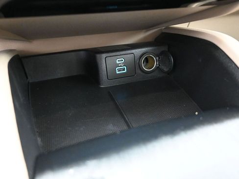 Used 2022 Ford Escape SEL image 19